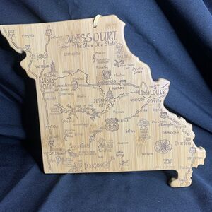 Missouri State Shaped Serving and Cutting Board